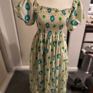 Milkmaid Print dress with pockets! Size small
